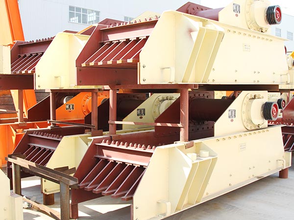 振動(dòng)給料機(jī)