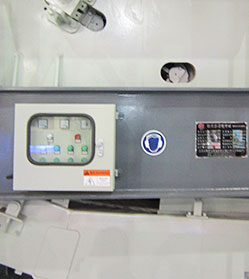 移動式破碎機操控室