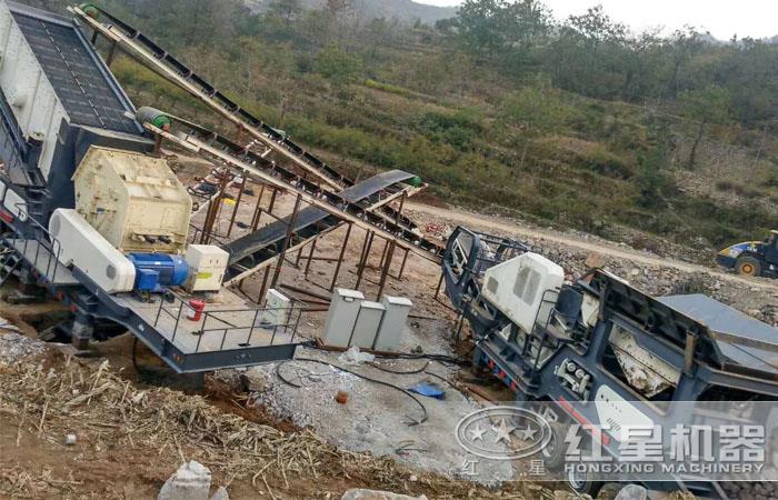 反擊式移動(dòng)破碎站行走自如，產(chǎn)量高