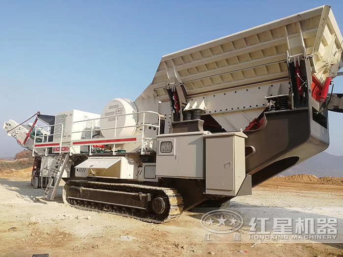 移動鵝卵石打沙機(jī)——履帶式