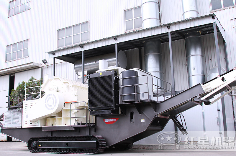 履帶設(shè)計下自行走式破碎機