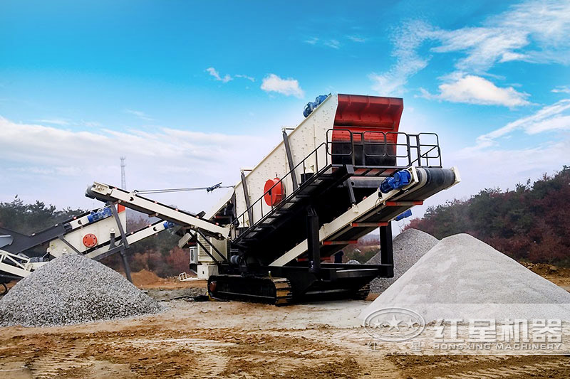 移動(dòng)式細(xì)碎機(jī)現(xiàn)場