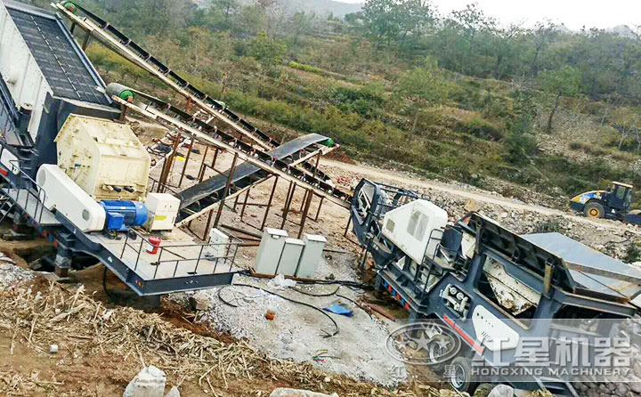 輪胎式建筑垃圾再生處理生產(chǎn)線現(xiàn)場