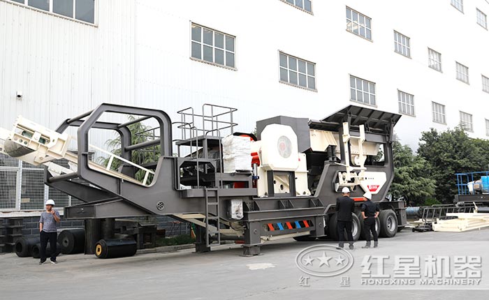 輪胎式移動砂石機(jī)設(shè)備